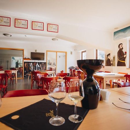 Eco Winery Lipovac Apartments เซทินเจ ภายนอก รูปภาพ