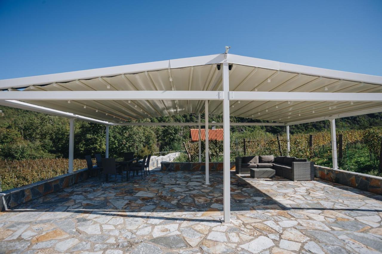 Eco Winery Lipovac Apartments เซทินเจ ภายนอก รูปภาพ